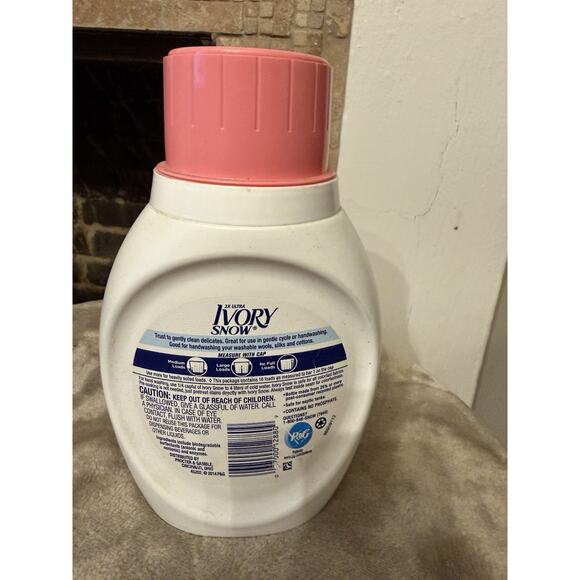 Original Formula Ivory Snow Ultra Gentle Care Liquid Detergent 25 oz 16 Loads - Picture 2 of 2